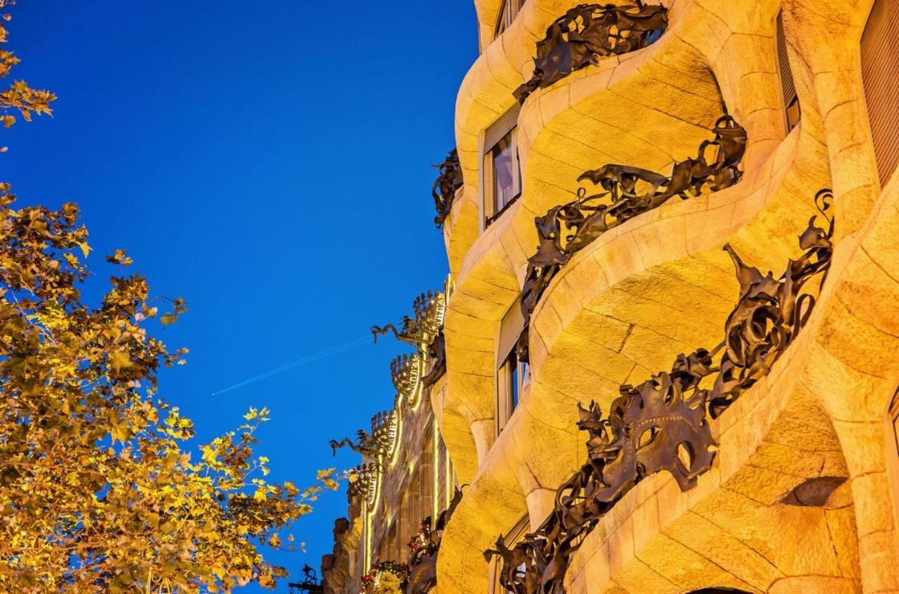 Sweet Inn - La Pedrera - Paseo De Gracia Barcelona Luaran gambar